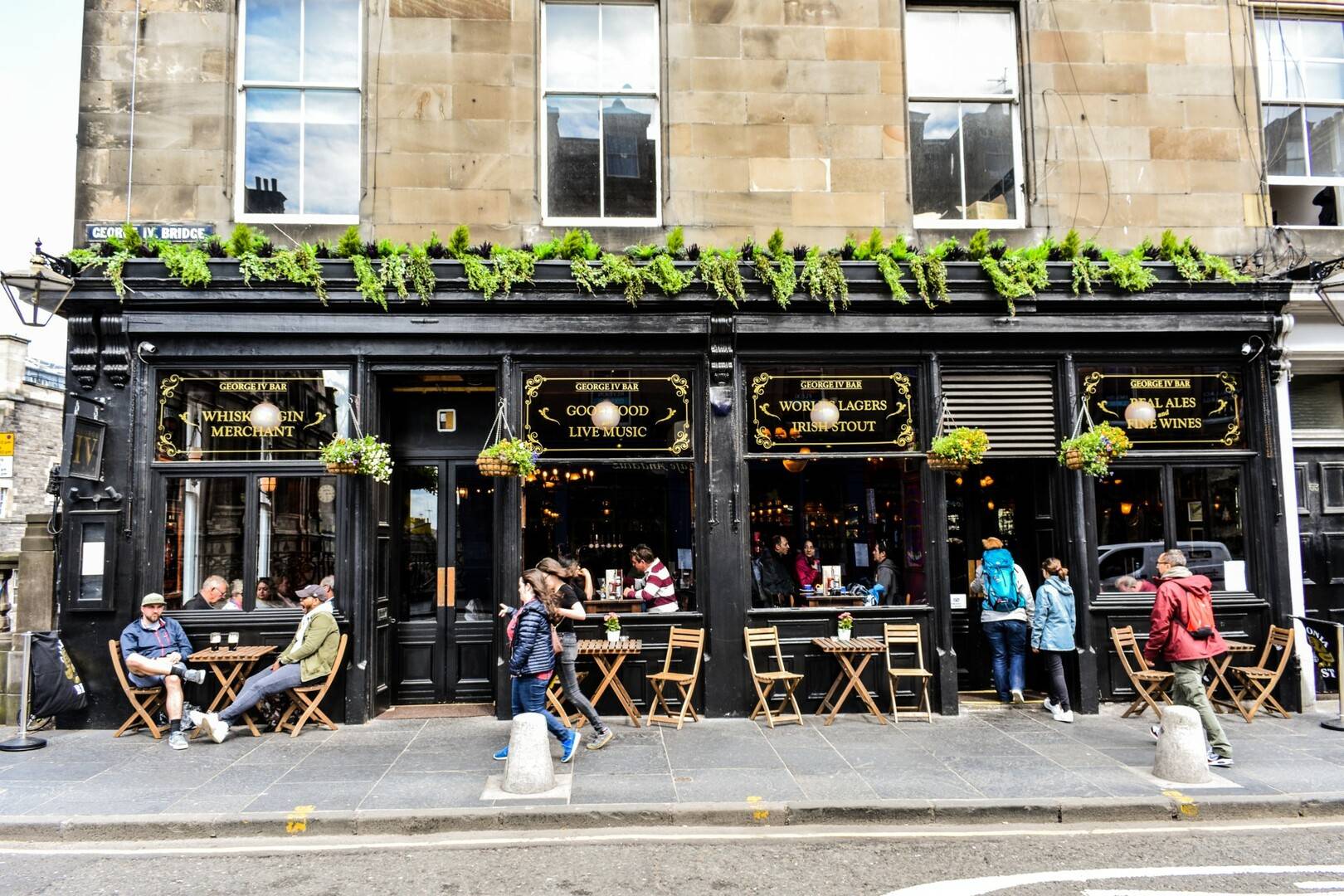George IV Bar